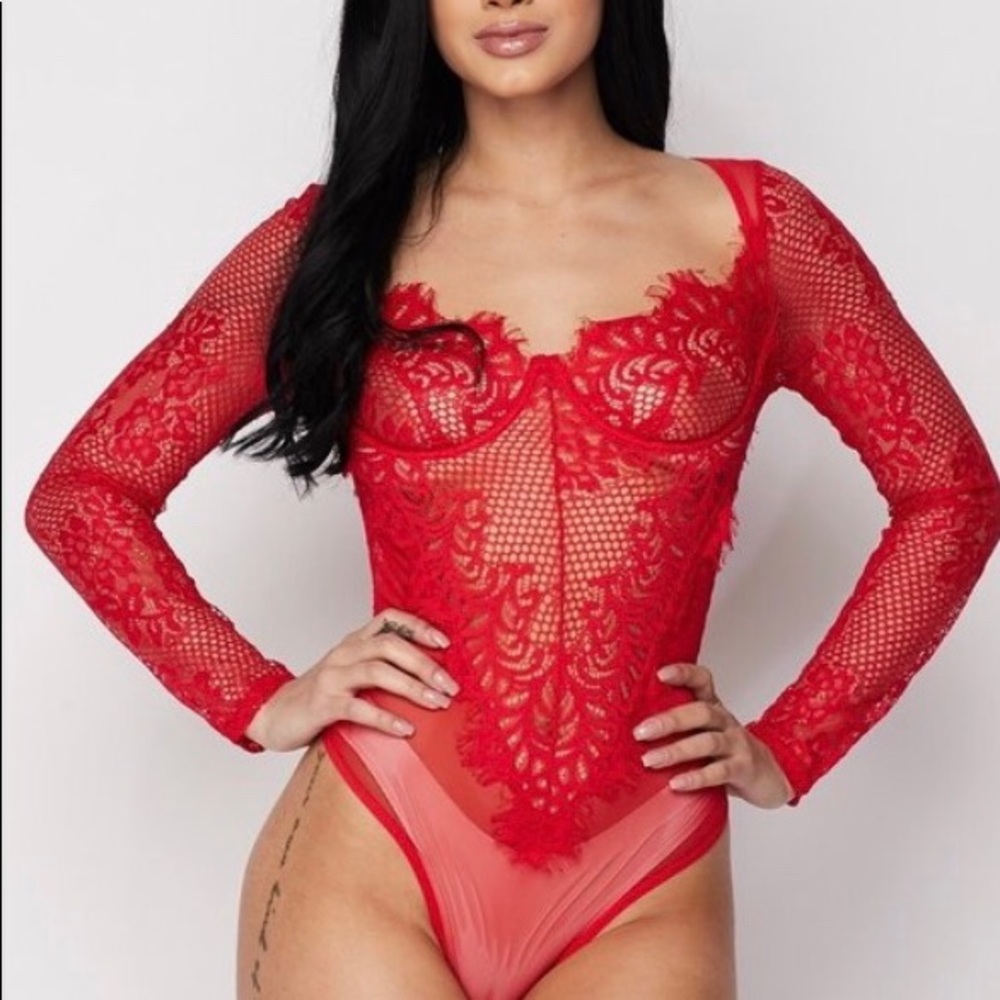 ‼️Red Lace Bodysuit - Picture 2 of 8